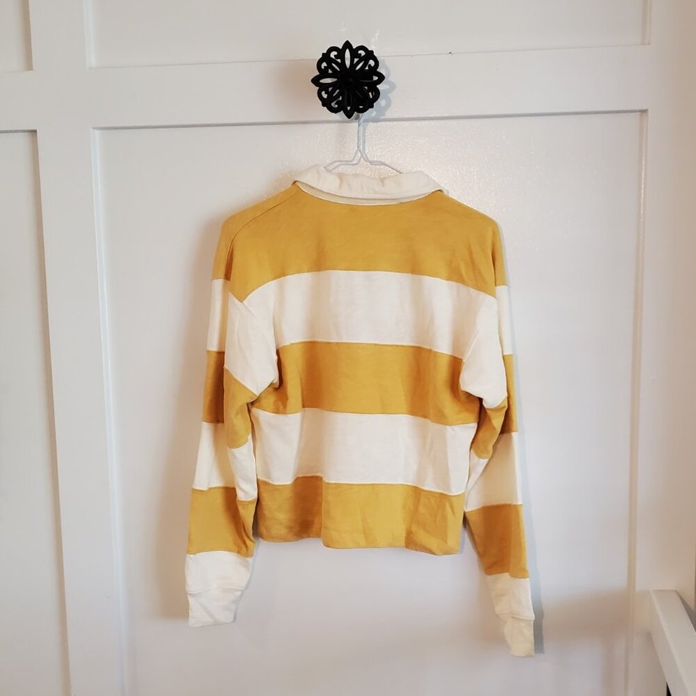 Marine Layer Rugby Crop Polo in Gold Stripe - Picture 3 of 5